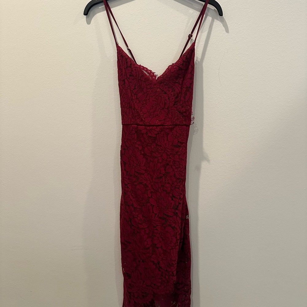 Elegant Burgundy Lace Dress